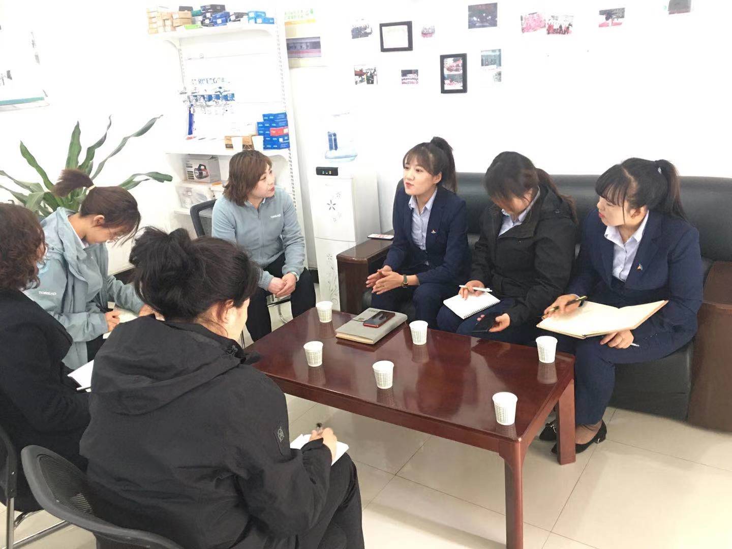 泓潤物業公司赴康居物業公司交流學習(圖2)