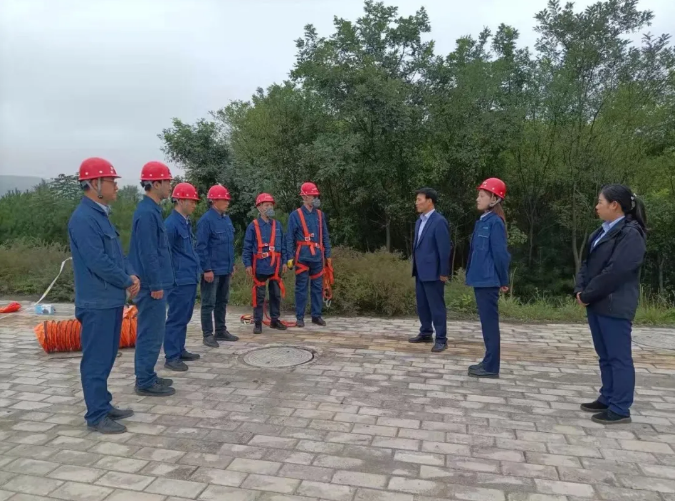 防患未然 未雨綢繆--泓源能源供應公司開展2021年供熱突發事件綜合應急演練(圖6)