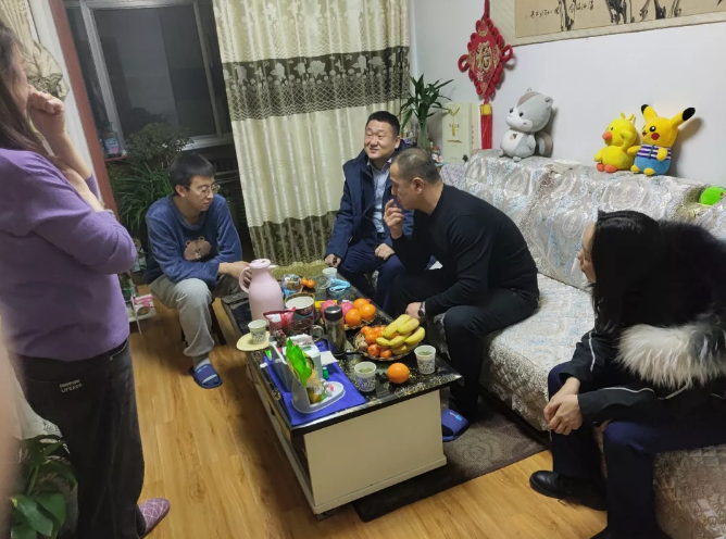 市產投集團產業開發板塊深入開展員工家訪活動(圖2)