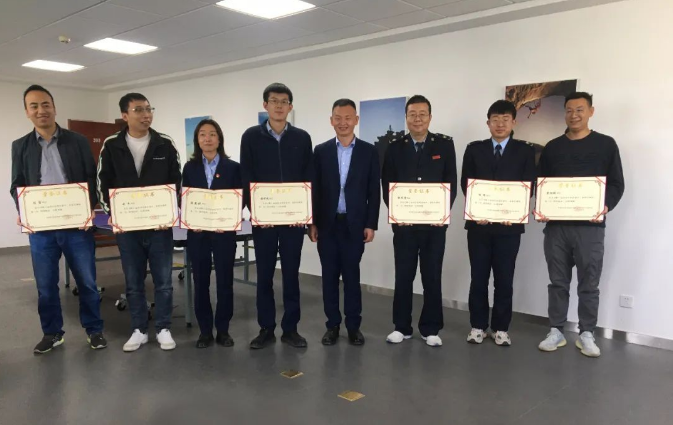 市產投集團團委舉辦“慶五一、迎五四”球類聯誼比賽(圖3)